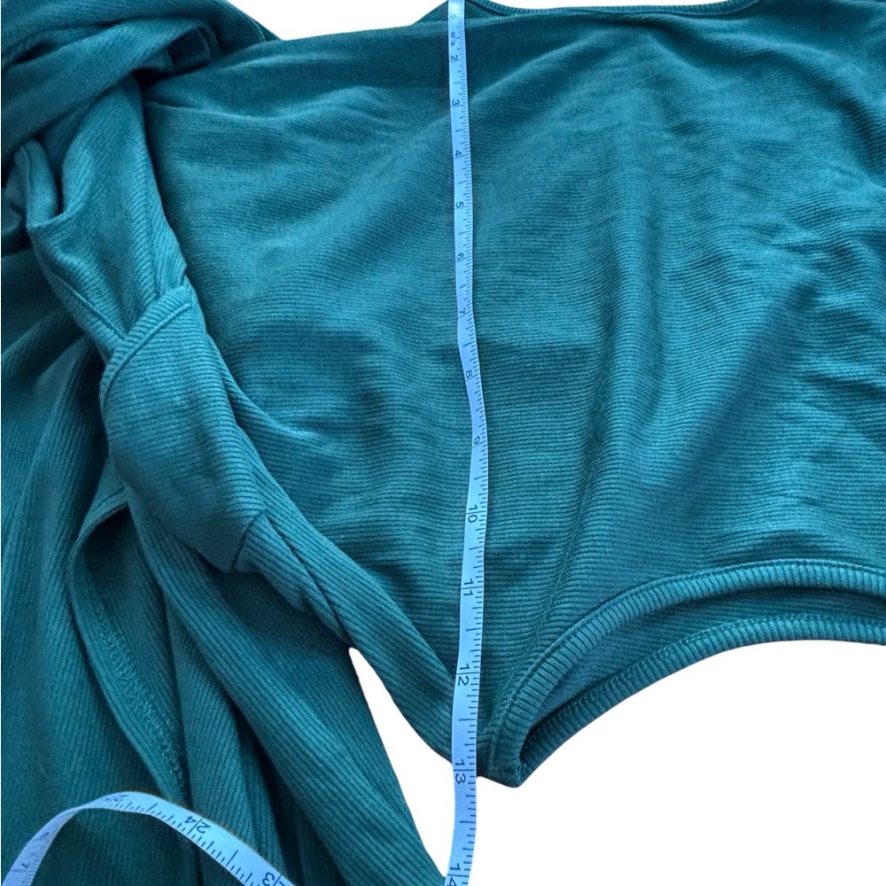 Green Ribbed Twist Front Cutout Midi Dress Size Small Bodycon Vacation - Picture 14 of 14